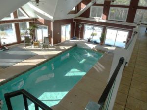 Indoor pool room climate controlled with DXair equipment